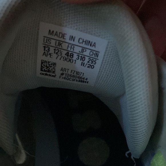 Harden 5 basketball shoes size 13 - Picture 4 of 4